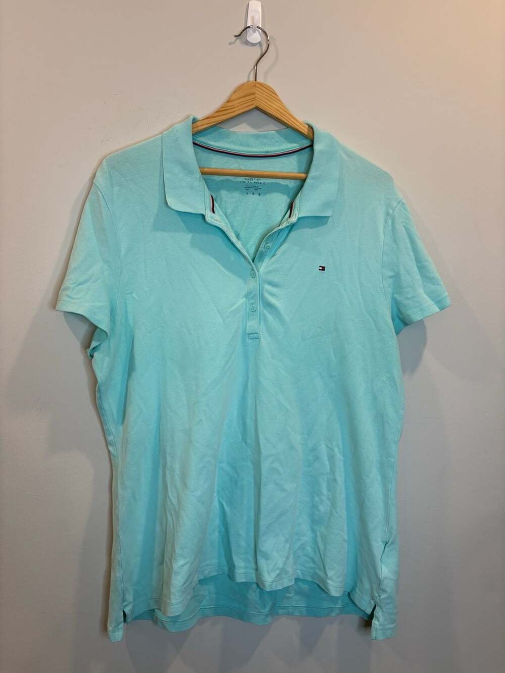 Tommy Hilfiger Women's Classic Fit Short Sleeve Polo Shirt in Light Turquoise